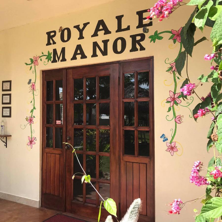 Royale Manor Villa Corozal Buitenkant foto