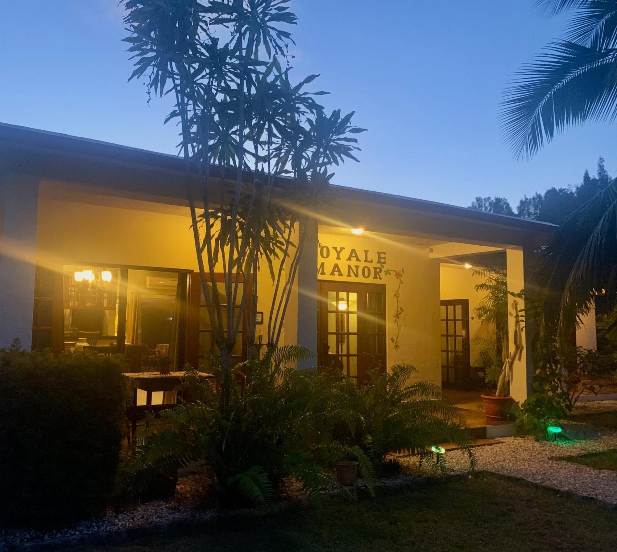 Royale Manor Villa Corozal Buitenkant foto
