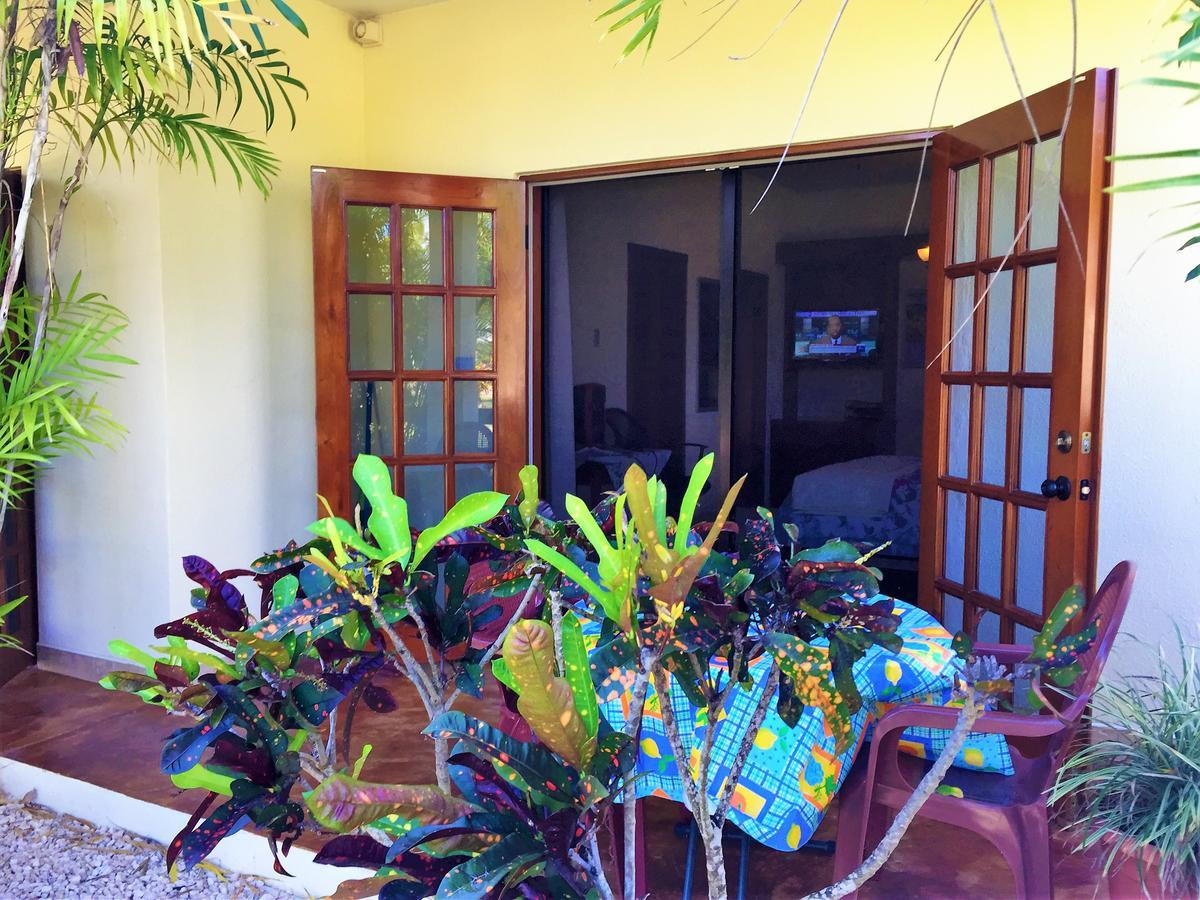 Royale Manor Villa Corozal Buitenkant foto