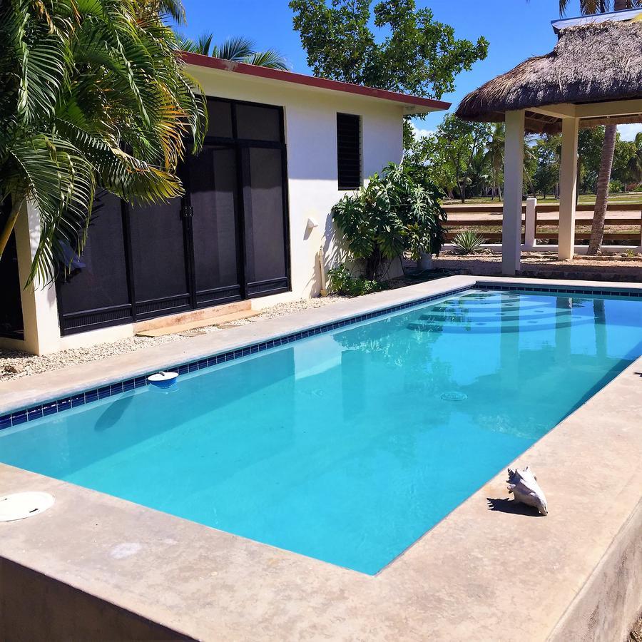 Royale Manor Villa Corozal Buitenkant foto