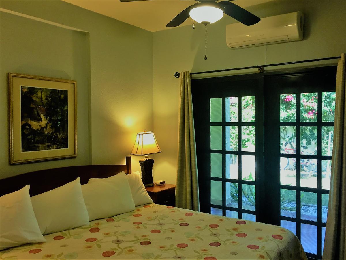 Royale Manor Villa Corozal Buitenkant foto