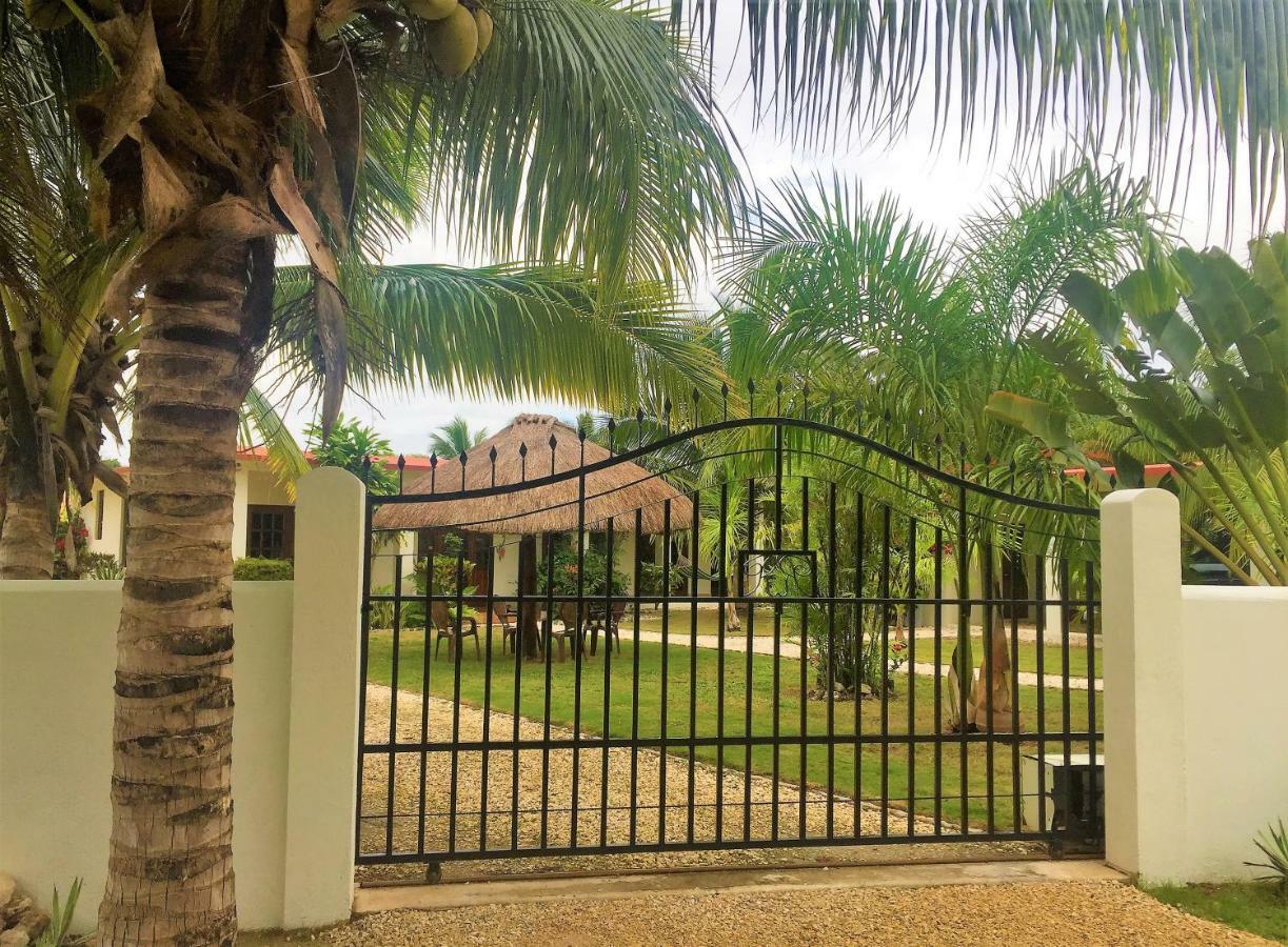 Royale Manor Villa Corozal Buitenkant foto